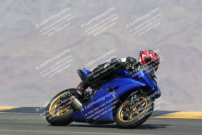 media/Apr-10-2022-SoCal Trackdays (Sun) [[f104b12566]]/Turn 9 (130pm)/